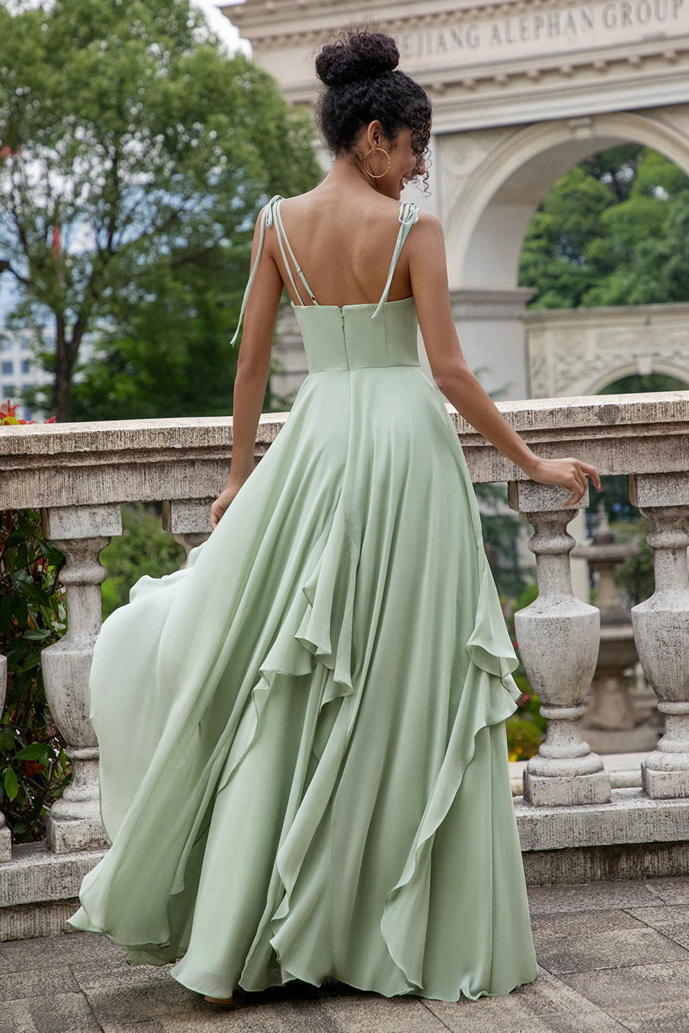 Flowy A-Line Sweetheart Spaghetti-Strap Chiffon Floor-Length Tie-Strap Ruffle Bridesmaid Dress