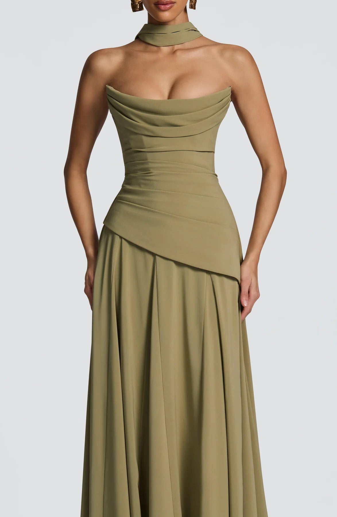 Elegant A-Line Strapless Choker Neck Sleeveless Chiffon Floor-Length Corset Evening Dress