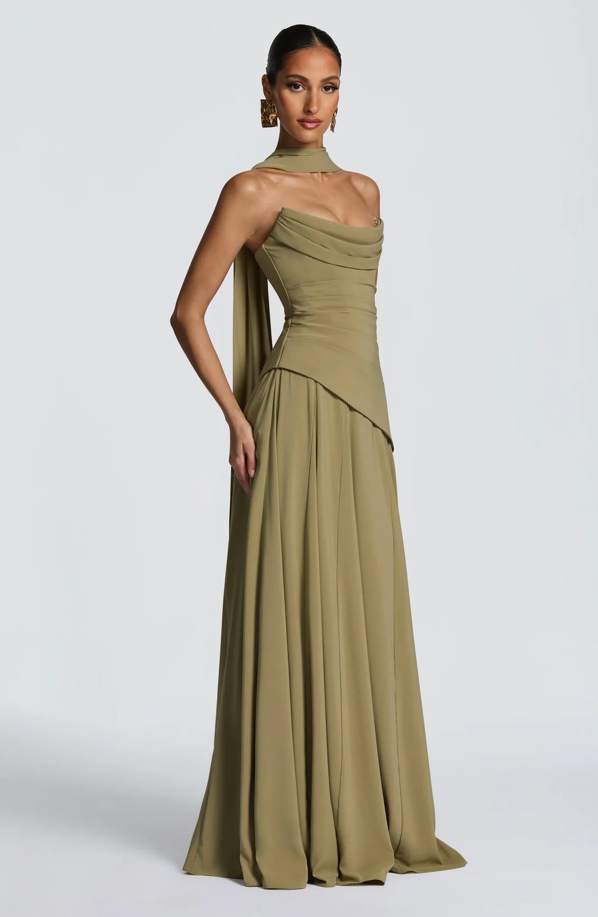 Elegant A-Line Strapless Choker Neck Sleeveless Chiffon Floor-Length Corset Evening Dress