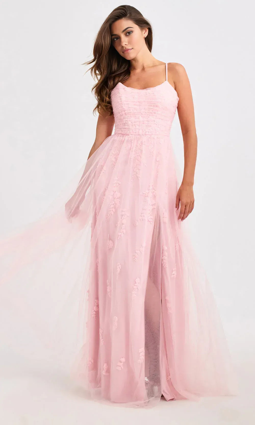 Elegant A-Line Sleeveless Tulle Floor-Length Lace-Up Applique Prom Dress