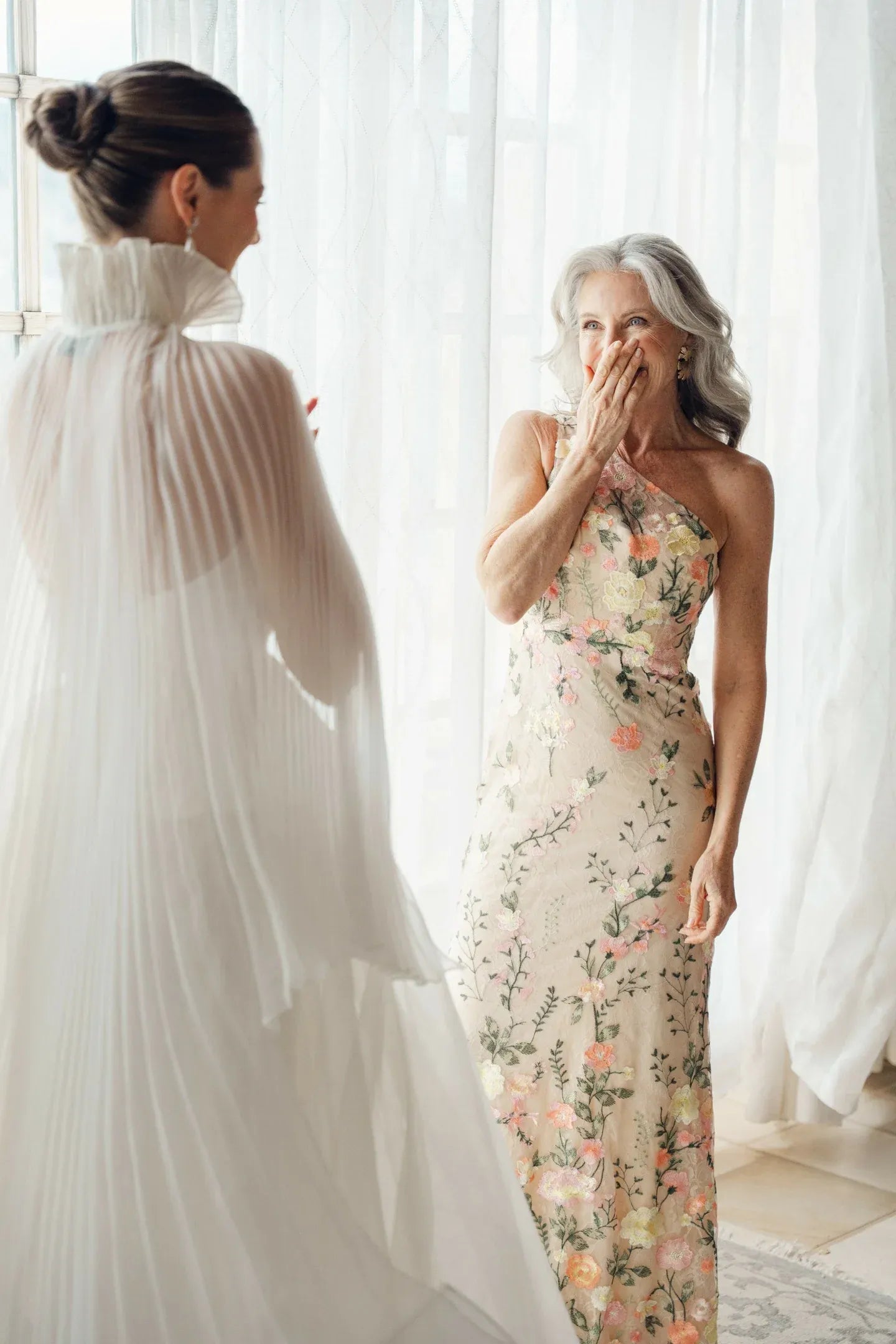 Exquisite Column One-shoulder Sleeveless Mesh Long Embroidered Evening Gown