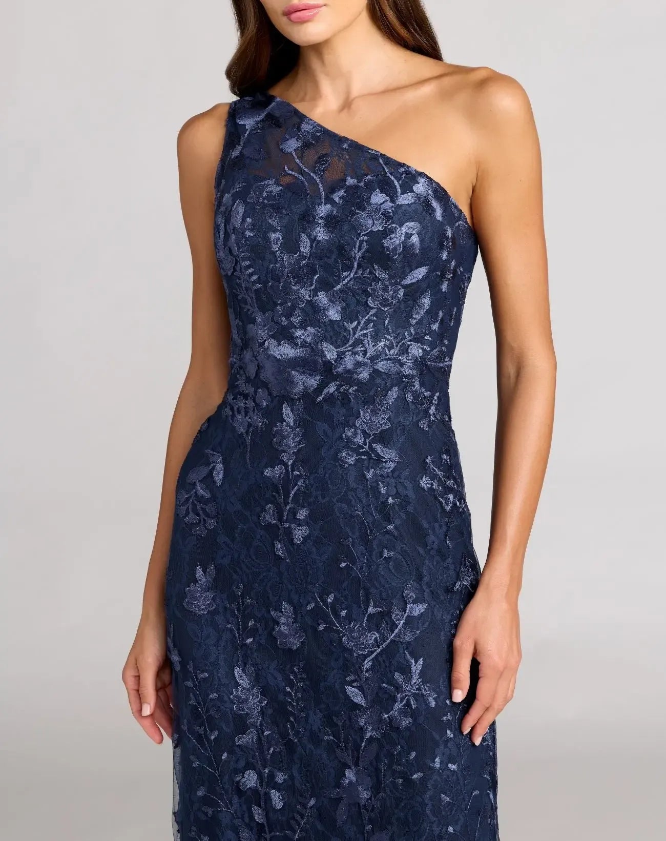 Exquisite Column One-shoulder Sleeveless Mesh Long Embroidered Evening Gown