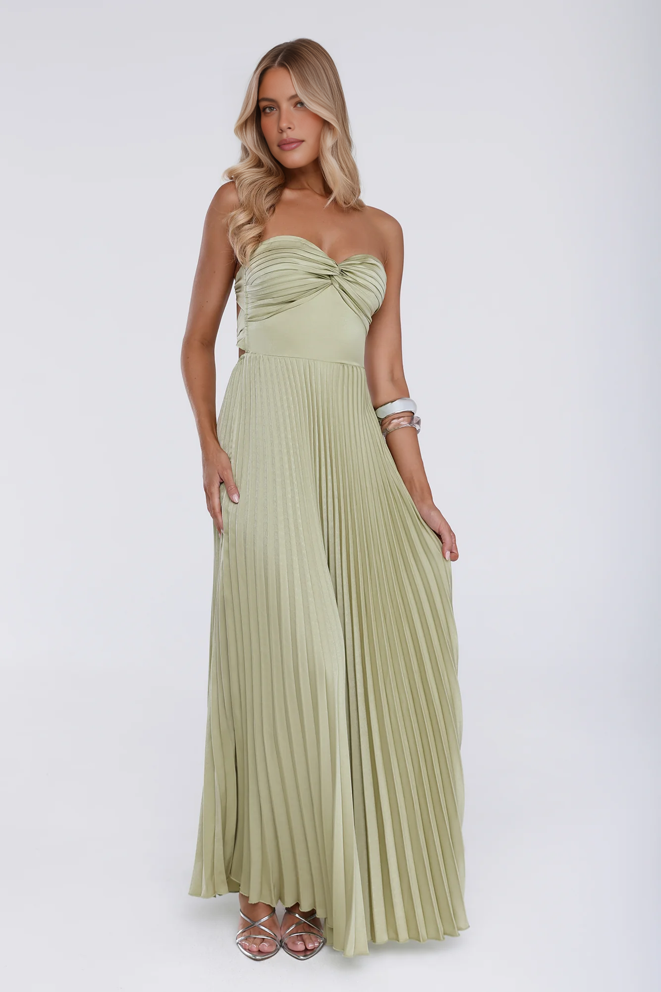 Flowy A-Line Strapless Sweetheart Pleated Floor-Length Back-Cutout Bridesmaid Dress