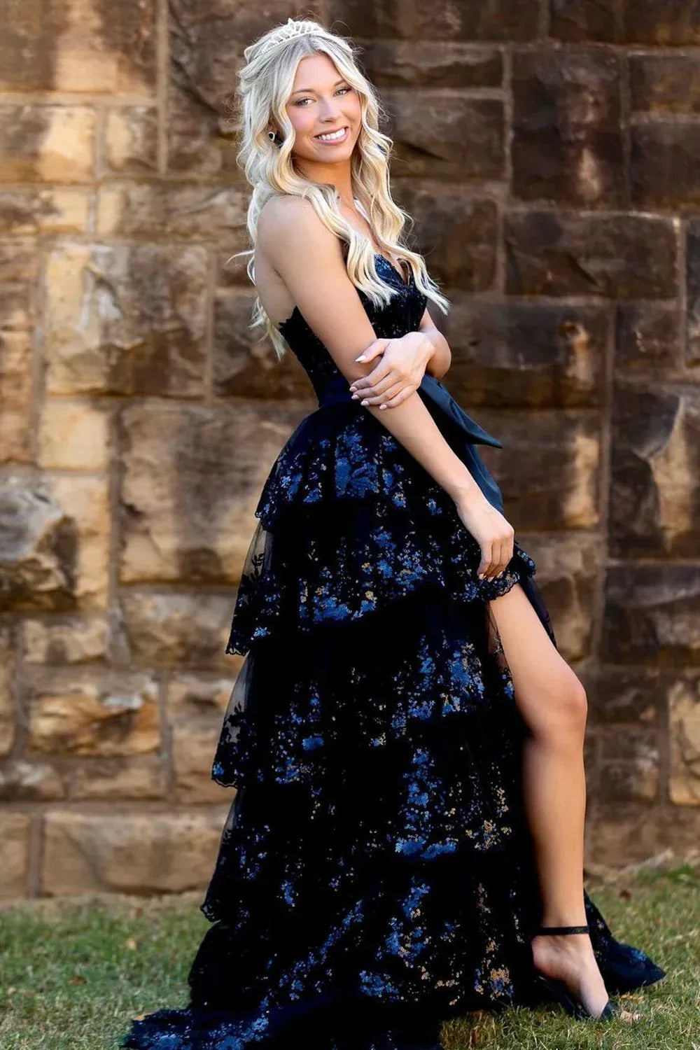Shimmering Sequin Tiered A-Line Sweetheart Neck Strapless Tulle Lace Waist Bow High Slit Floor Length Prom Evening Gown