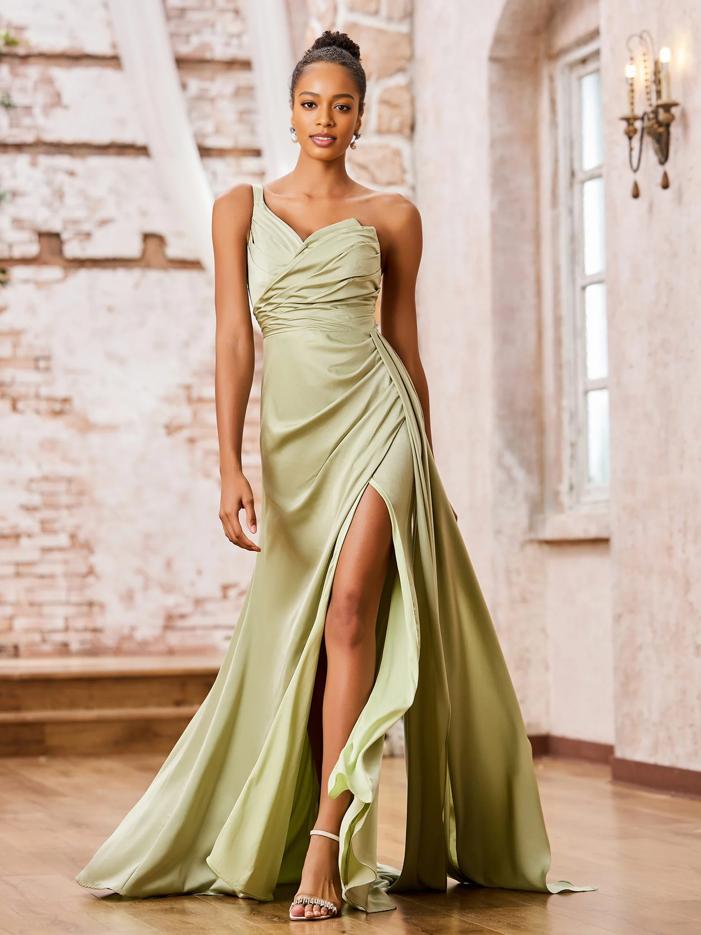 Sparkling Mermaid Sweetheart Sleeveless Satin Maxi Evening Dress With Slit
